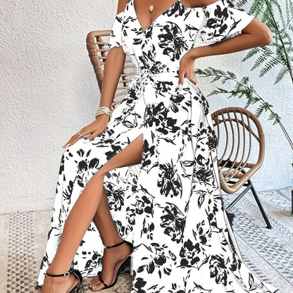 Leire | Elegant Dress with Floral Print