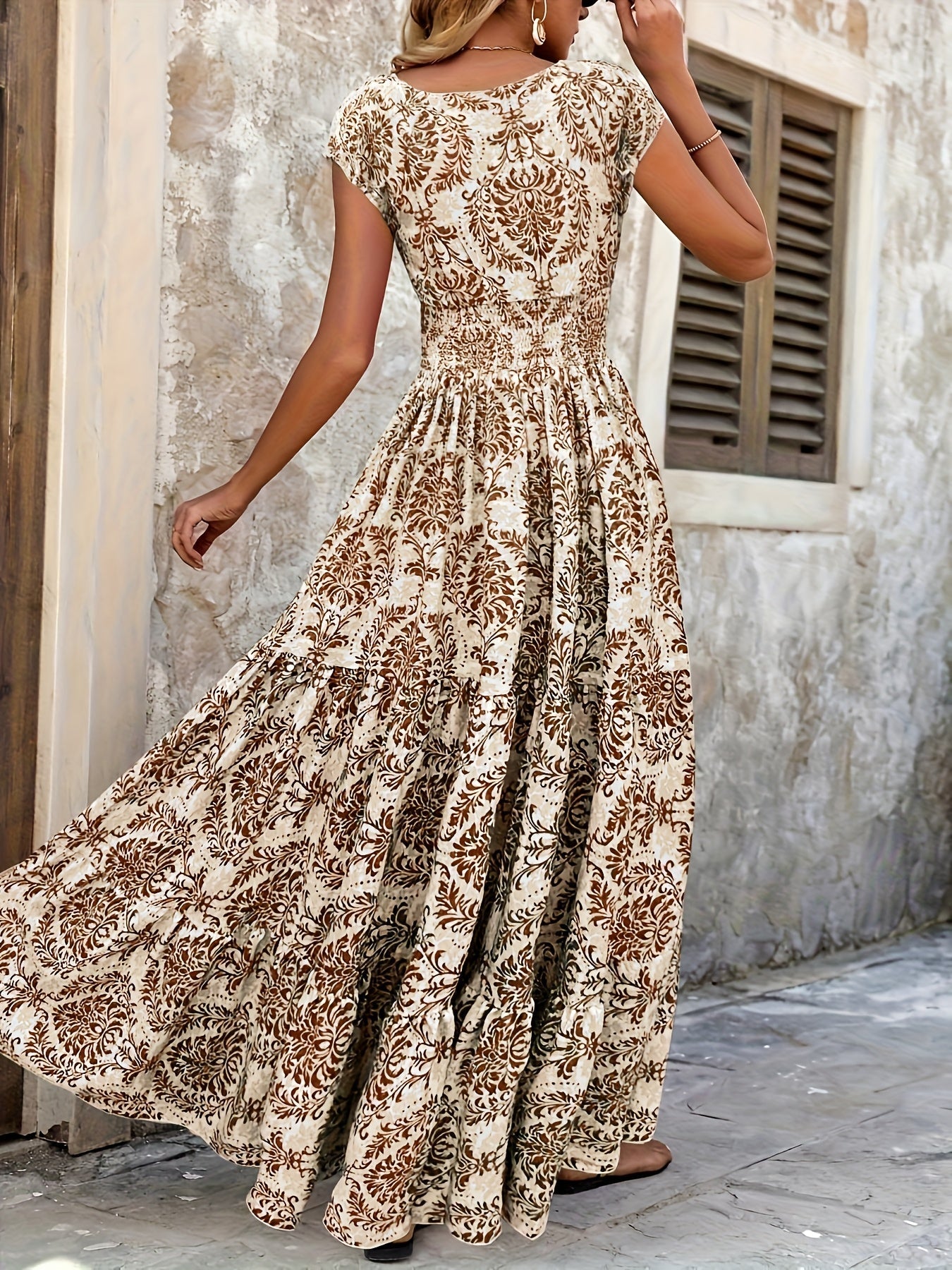Lucía | Long Dress with V-Neck