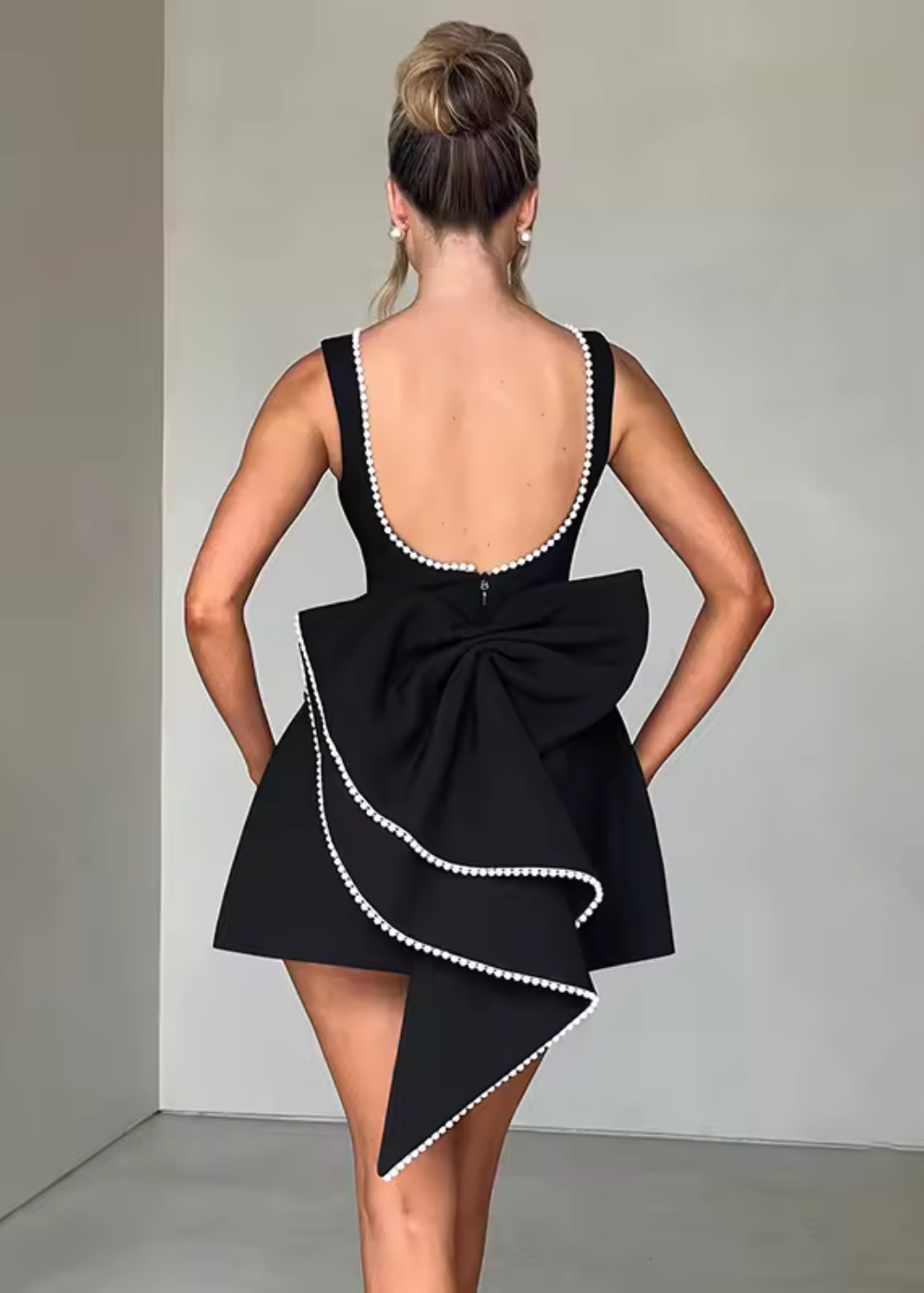 Black / L
