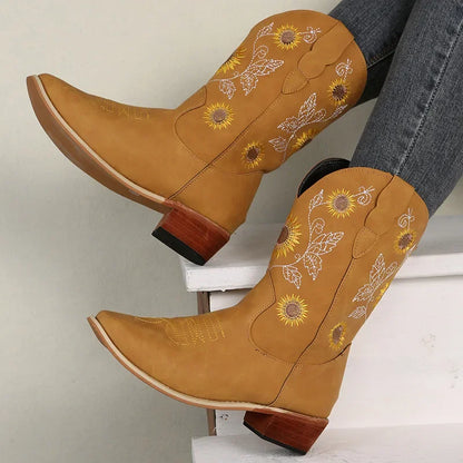 Luna – Bohemian Style Boots – North Carolina