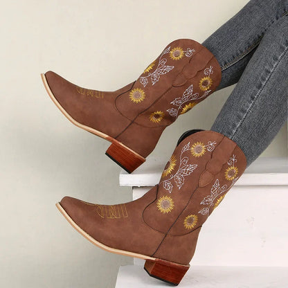 Luna – Bohemian Style Boots – North Carolina